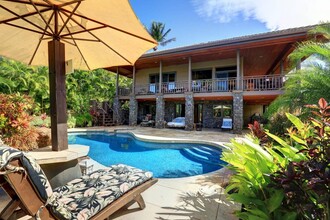 250 Amakihi Way in Lahaina, HI - Building Photo - Building Photo