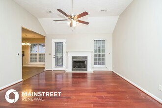 117 New Haven Ct, Unit Lower in Nashville, TN - Building Photo - Building Photo