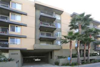 Dolphin Marina Monte Carlo in Marina Del Rey, CA - Building Photo - Building Photo