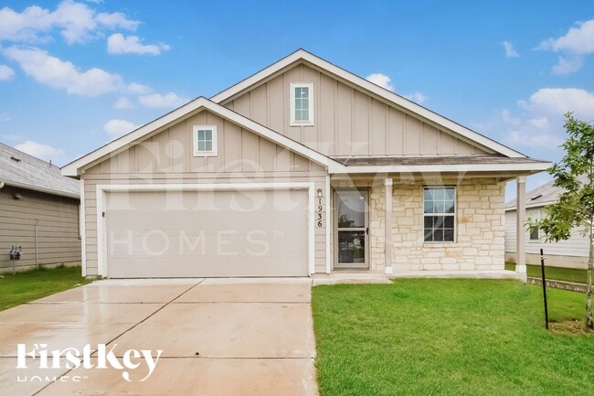 1936 Heather Glen Dr