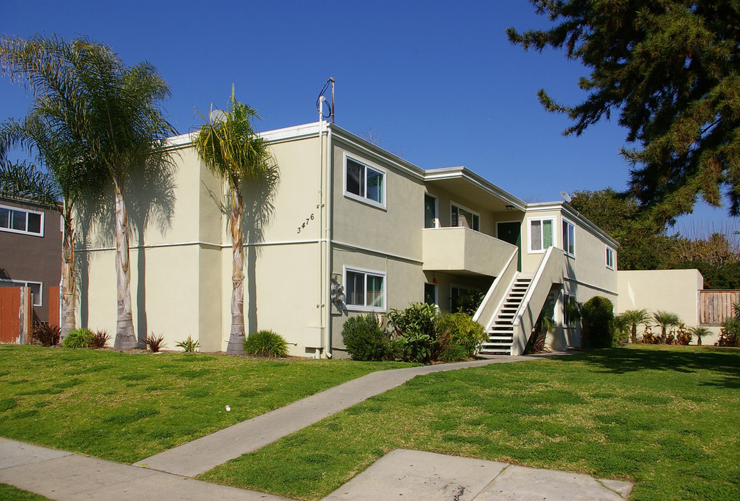 Monroe Street Apartments in Carlsbad, CA - Building Photo