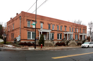 557 State St Apartments