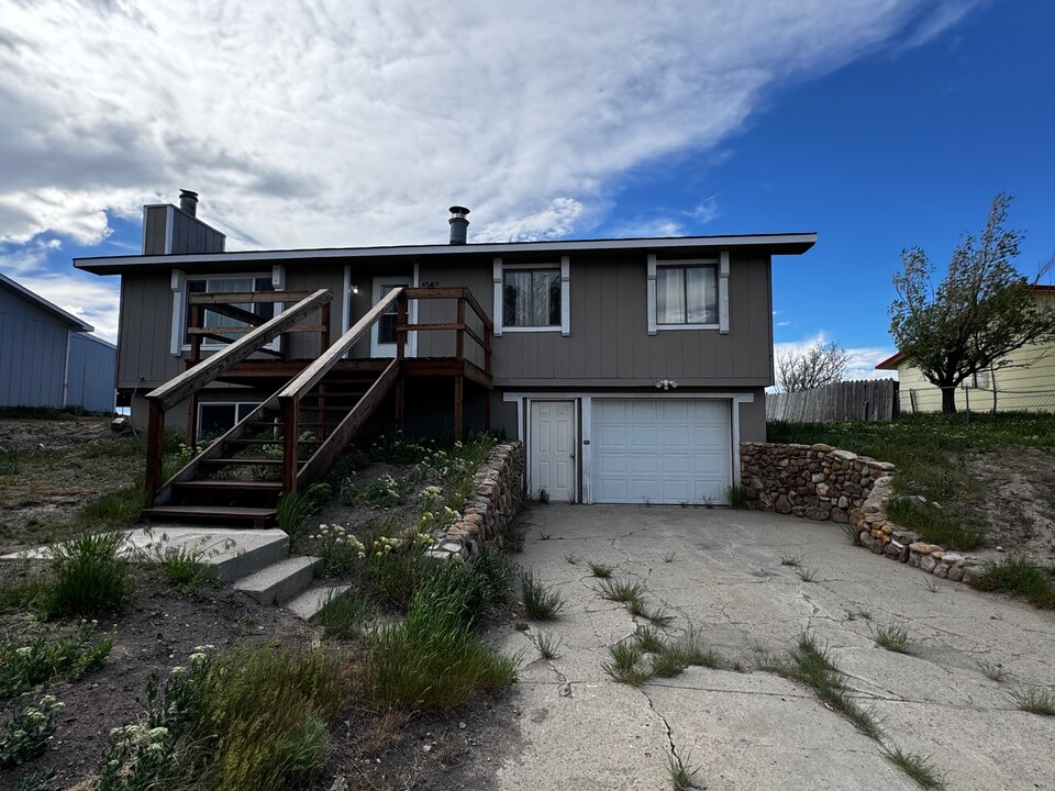 1040 Jade Dr in Hanna, WY - Foto de edificio