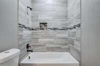 2402 Spence St photo'