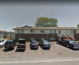 180 S. 20th Ave in Brighton, CO - Foto de edificio - Building Photo