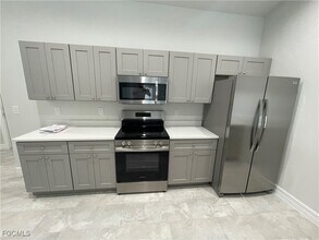 1421 Gleason Pkwy in Cape Coral, FL - Building Photo - Building Photo