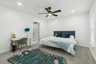 3236 Golfing Green Pl in Farmers Branch, TX - Building Photo - Building Photo