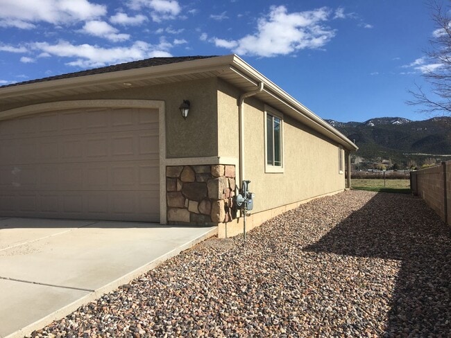 739 W 60 N in Parowan, UT - Building Photo - Building Photo