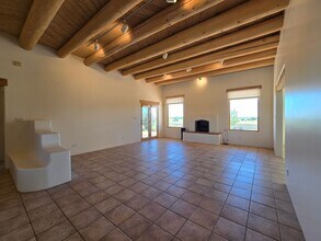 27 Condesa Rd in Santa Fe, NM - Building Photo - Building Photo