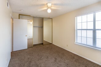 The Bartlett Apartment Homes in El Paso, TX - Building Photo - Building Photo