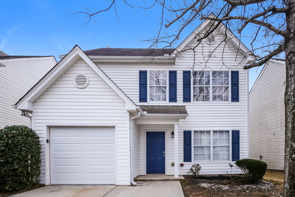 393 Clearsprings Dr in Lawrenceville, GA - Building Photo