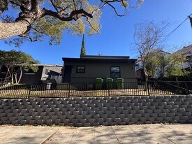 456 N Westmoreland Ave in Los Angeles, CA - Building Photo