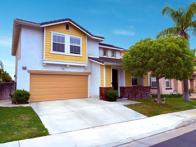 7048 E Horizon Dr in Orange, CA - Building Photo - Building Photo