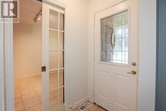 28 Oak Dr in Niagara-On-The-Lake, ON - Building Photo - Building Photo