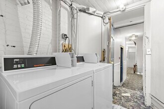 322 Washington St in Hoboken, NJ - Building Photo - Building Photo