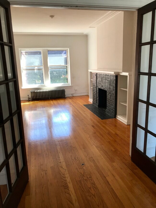 443 Des Plaines Ave Apartments and Nearby Forest Park Apartments For Rent Forest Park, IL