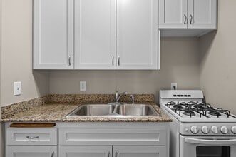 3948 5th St NE in Minneapolis, MN - Building Photo - Building Photo