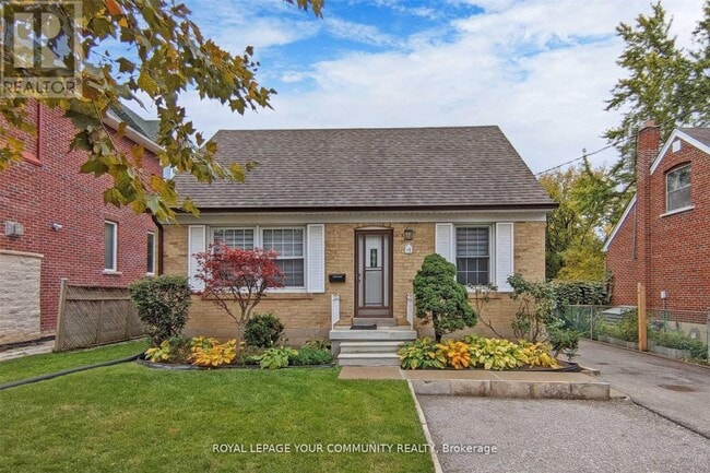 property at 19 Homewood Ave