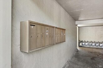 83 Pixley Ave in Corte Madera, CA - Building Photo - Building Photo