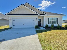 14 Paxton Hl Dr in Ludowici, GA - Building Photo