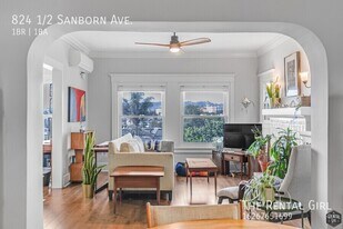 824 1/2 Sanborn Ave in Los Angeles, CA - Building Photo