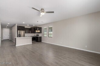 8419 W Encinas Ln in Tolleson, AZ - Building Photo - Building Photo