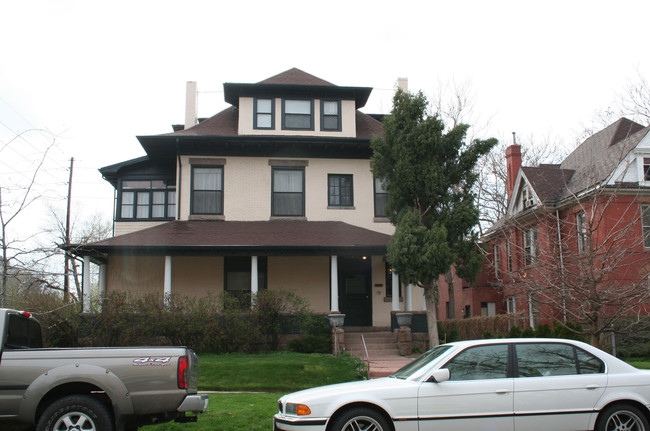 1401 Gaylord St in Denver, CO - Foto de edificio - Building Photo