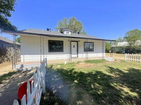 2120 Canyon Dr in Amarillo, TX - Building Photo