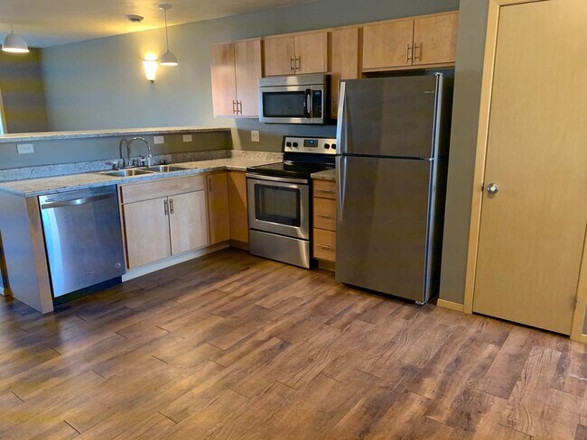 300 Haley Pl in Tea, SD - Building Photo - Building Photo