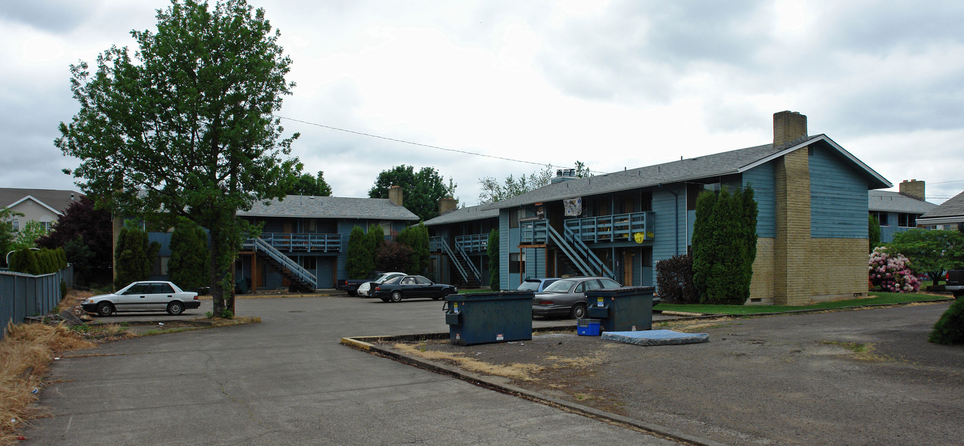 1641-1649 NW Division in Corvallis, OR - Building Photo