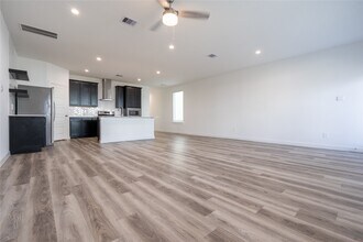 12327 Brandenburg Gate Rd in Houston, TX - Building Photo - Building Photo