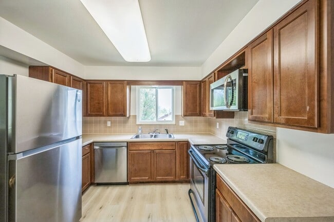 190 Hillside Dr in Castle Rock, CO - Building Photo - Building Photo