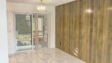 3293 Kirk Rd in Lake Worth Beach, FL - Building Photo - Building Photo