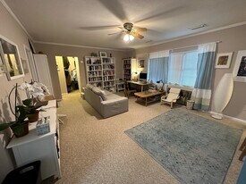 10 Lake Shore Ct, Unit #1 Apartments