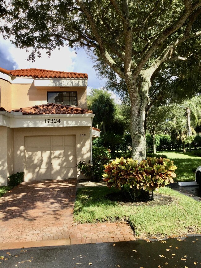 17324 Boca Club Blvd in Boca Raton, FL - Building Photo - Building Photo
