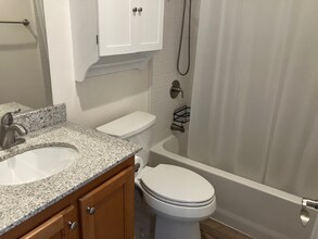 350 Riviera Dr in Pahrump, NV - Building Photo - Building Photo