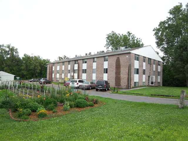 Oak View Apartments in Omaha, NE - Foto de edificio