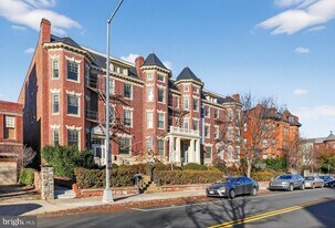 2620 13th St NW in Washington, DC - Building Photo