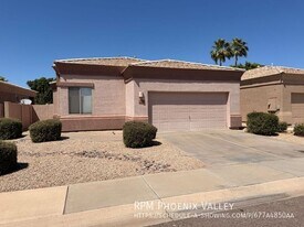 6348 W Pontiac Dr in Glendale, AZ - Building Photo