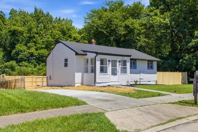 property at 2009 Longview Ave