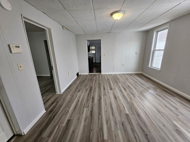 310 W 18th St in Erie, PA - Building Photo - Building Photo