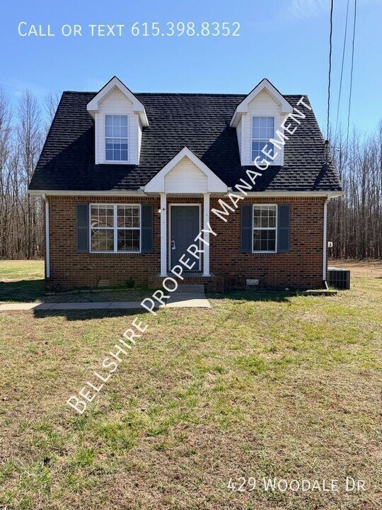429 Woodale Dr in Clarksville, TN - Building Photo