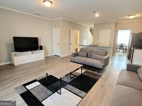 2780 Laurel Ridge Cir in Atlanta, GA - Building Photo - Building Photo