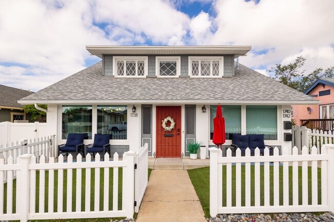 property at 1738 30th St