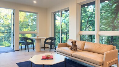 Cypress Apartments in Sacramento, CA - Foto de edificio - Building Photo