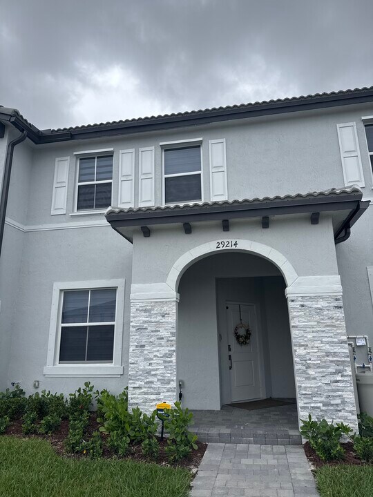 29214 SW 163rd Ct in Homestead, FL - Building Photo