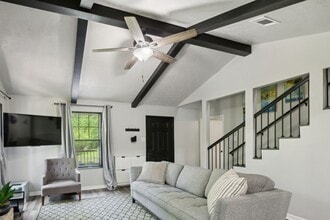 10 Boat Launch Rd in Pointblank, TX - Building Photo - Building Photo