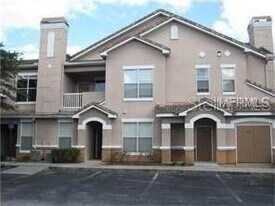 18015 Villa Creek Dr in Tampa, FL - Building Photo