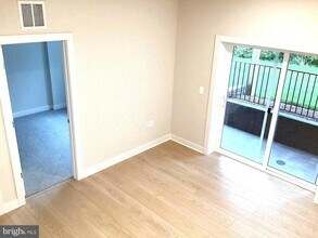10590 Red Oak St in Fairfax, VA - Building Photo - Building Photo