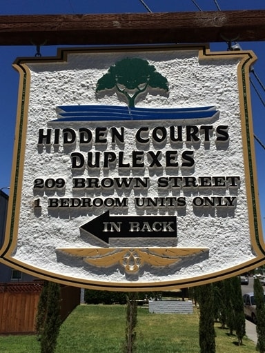 Hidden Court Duplexes in Vacaville, CA - Foto de edificio - Building Photo